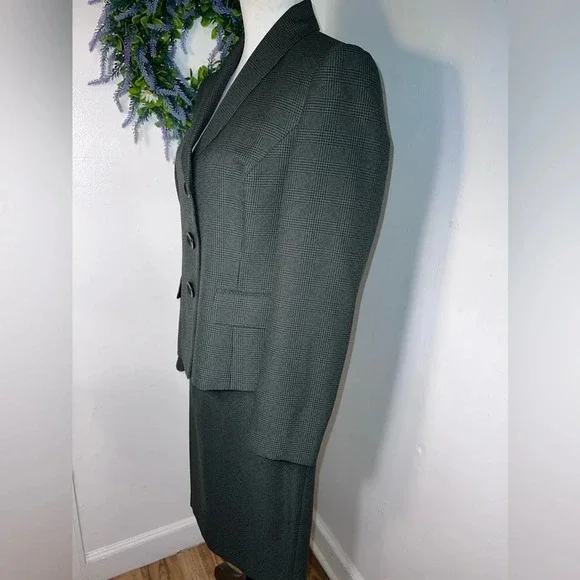 Evan Picone,10, skirt/ jacket suit olive green, micro houndstooth check, print - Picture 2 of 13